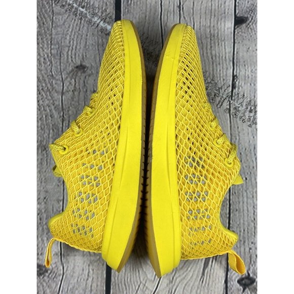 NOBULL Diamond Mesh Runner Shoes Lemon Drop Yellow Mens 7.5 Womens 9 Not Neon - Picture 9 of 13